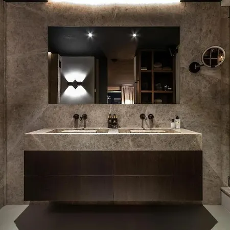 Highly Luxurious And High-end Finished *