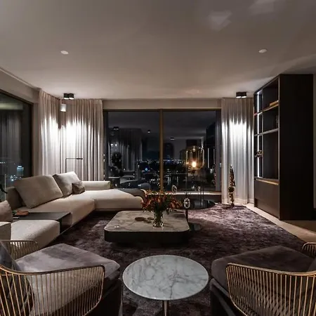 Highly Luxurious And High-end Finished Apartamento *